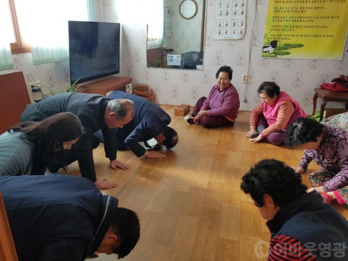 군남면, 새해맞이 경로당 순회 방문 2.jpg