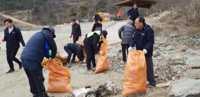 아름다운 섬 낙월, 설맞이 일제 대청소 펼쳐 2.jpg