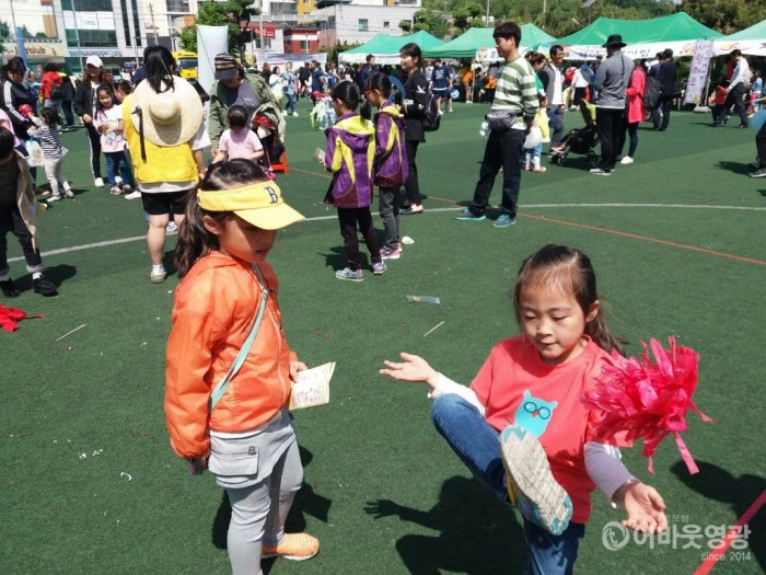 영광군 제25회 옥당골 어린이 민속 큰잔치 행사 개최.jpg