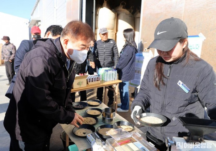 5.사진자료(영광군, 2022년산 공공비축미곡·시장격리곡 15,500톤 매입 완료)[크기변환].JPG