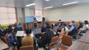 5.사진자료(영광군 노인복지관 이용회원 모집) (1).jpg