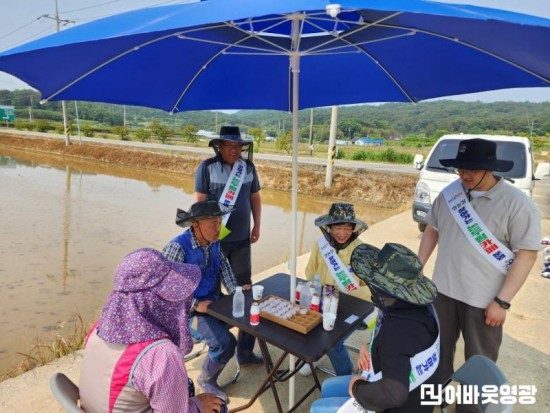 읍면2.사진자료(묘량면, 논두렁 카페 운영) (1).jpg