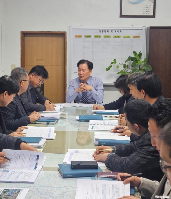 10.사진자료(국비 건의사업 발굴 보고회 개최).jpg