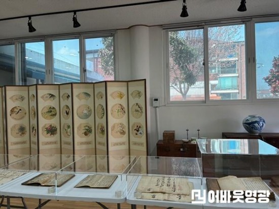 5.사진자료-도심 속 작은 전시관 개관 (1).jpg