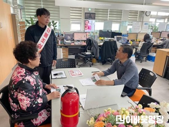 4.사진자료(백수읍, 복지회관 산불예방교육 실시).jpg