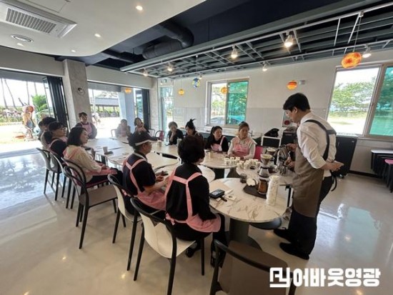 3.바리스타 과정 사진.jpg