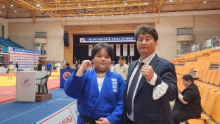 (사진)영광군 법성포초 문늘해랑, 전국 유도연맹전 금메달 쾌거.jpg