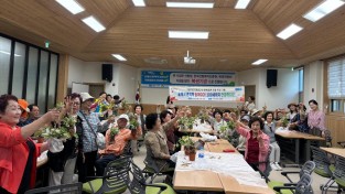 5.사진(영광군노인복지관 숲체험 프로그램 운영) 3.jpg