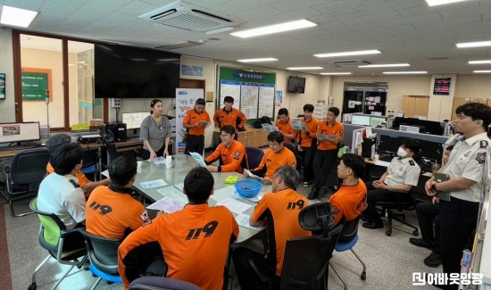 10.사진(영광군, 전입 독려 ‘찾아가는 인구정책 홍보’ 추진)1.jpeg