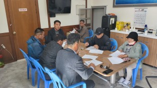 3.사진(낙월면 안마도 현장방문 주민 의견청취 추진).jpg