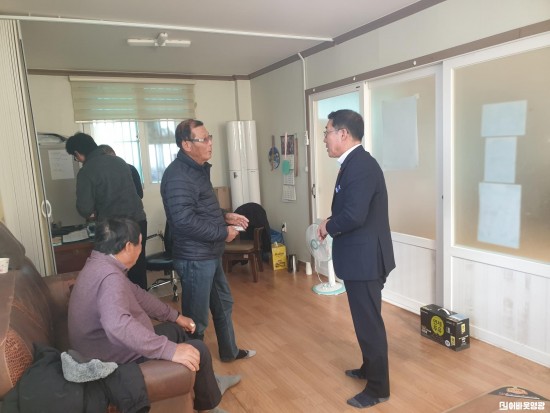 3.사진(2025년 총결산 마을방문 및 주민의견청취)1.jpg