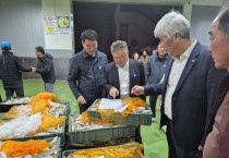 장세일 영광군수, 참조기 위판행사 참석 어업인과 소통