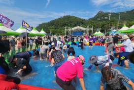 폭염도 잊은 열기…가마미해수욕장 ‘썸머페스티벌’ 성황