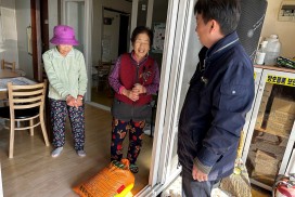 익명 기부자, 불갑면 경로당에 쌀 25포 기증